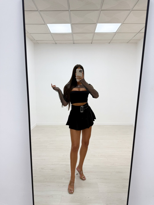 TOP CROP BRILLO NEGRO TOP CROP BRILLO NEGRO